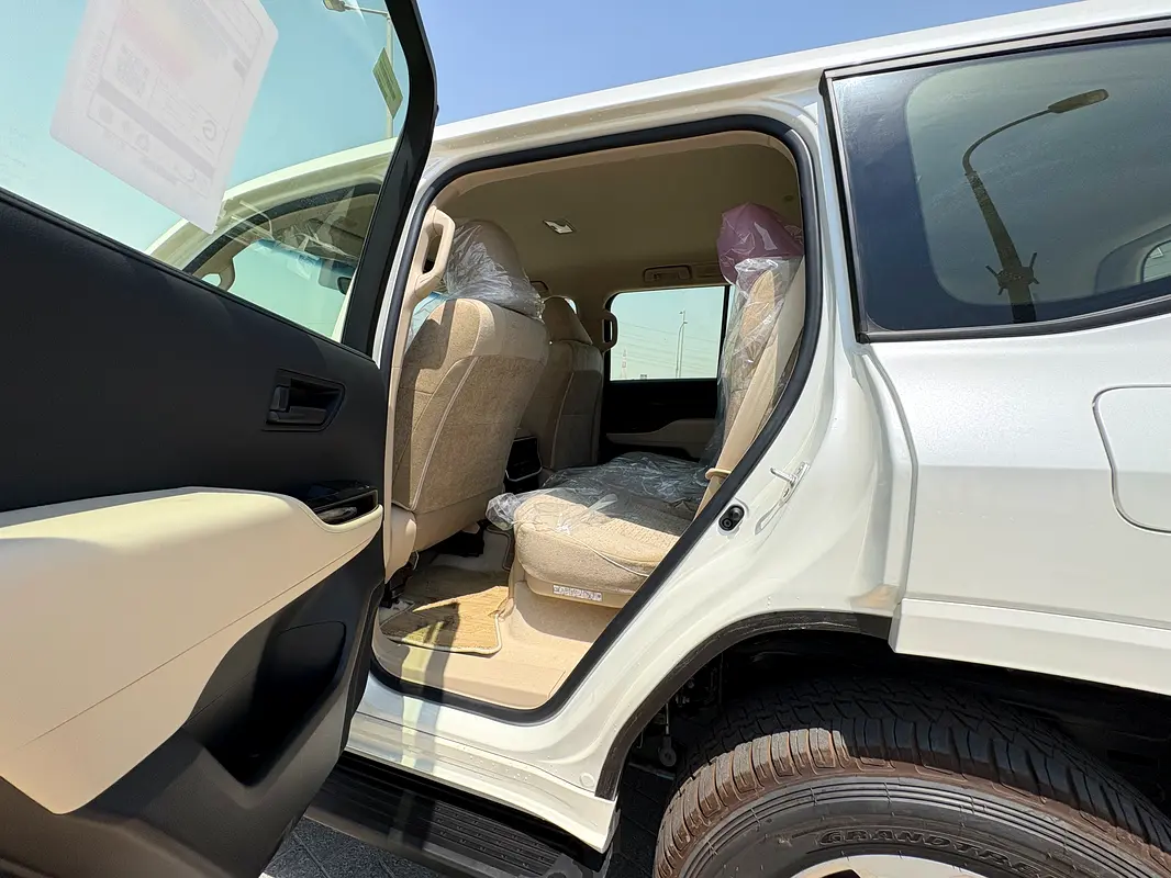 Car Image 2026 TOYOTA LAND CRUISER GX.R