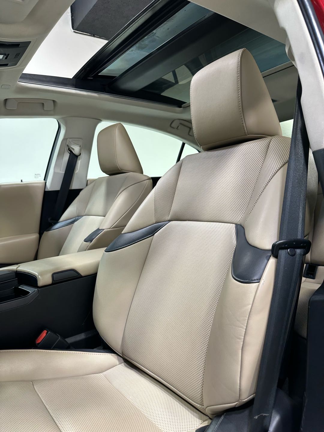 Car Image 2019 LEXUS ES 350