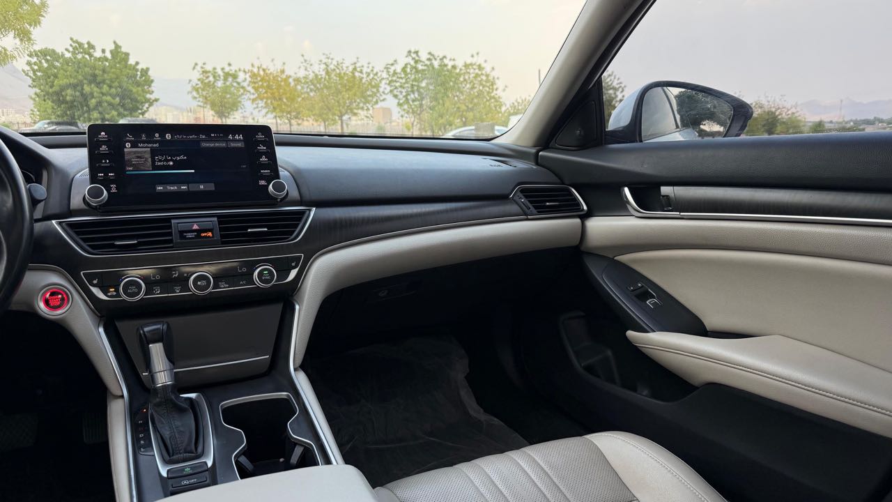 Car Image 2021 HONDA ACCORD EXL