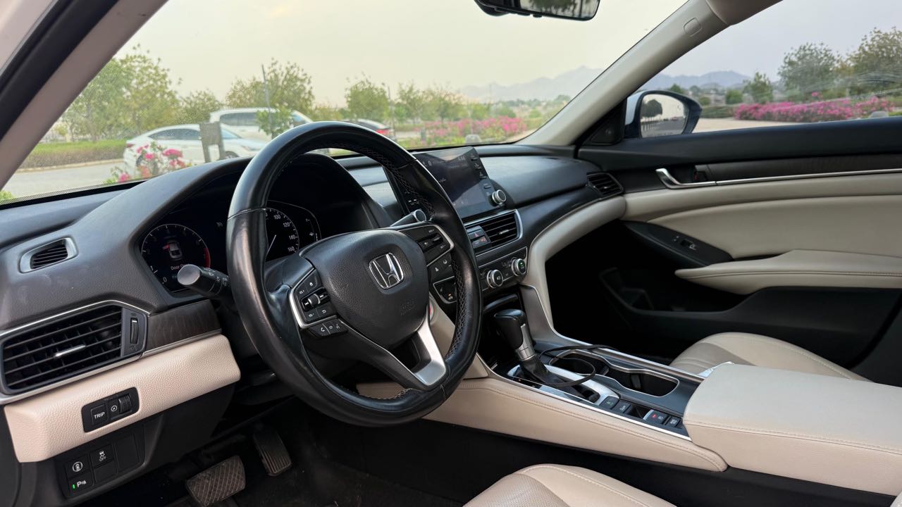 Car Image 2021 HONDA ACCORD EXL