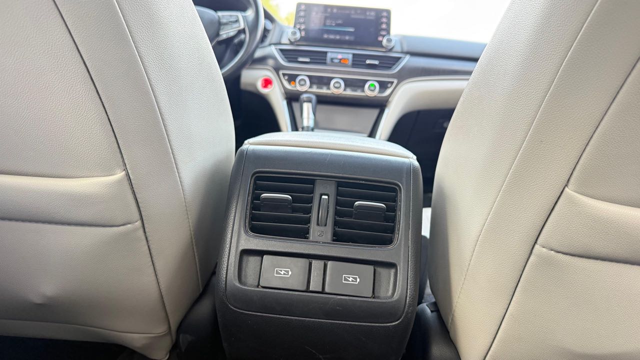 Car Image 2021 HONDA ACCORD EXL
