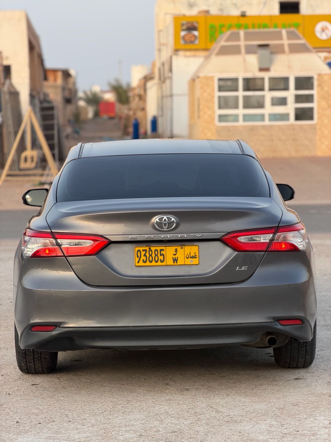 Car Image 2018 TOYOTA CAMRY LE