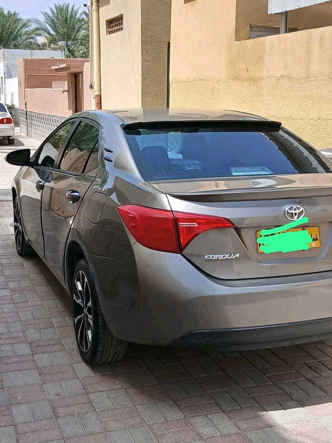 Car Image 2017 TOYOTA COROLLA SE