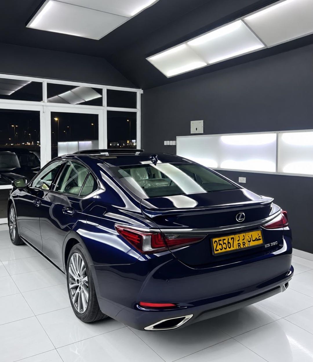 Car Image 2020 LEXUS ES 350