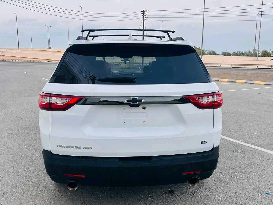 Car Image 2019 CHEVROLET TRAVERSE RS