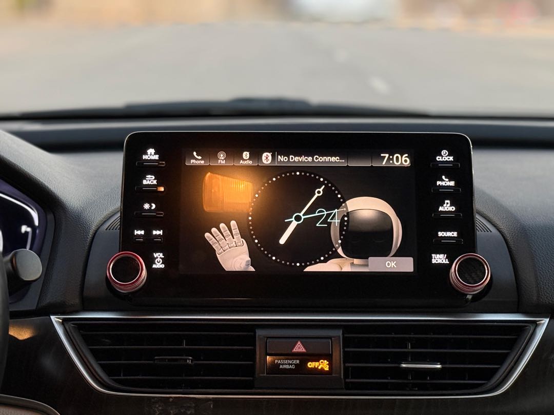 Car Image 2018 HONDA ACCORD EX