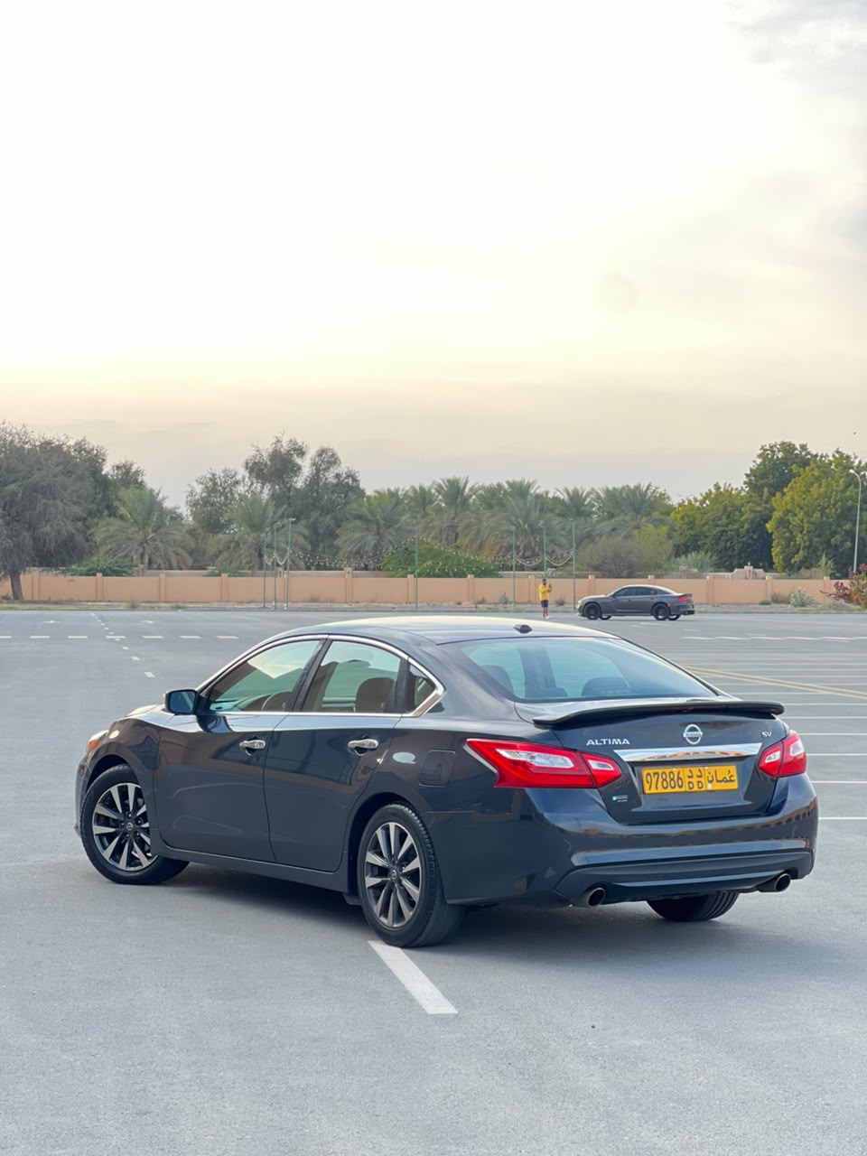 Car Image 2018 NISSAN ALTIMA SV