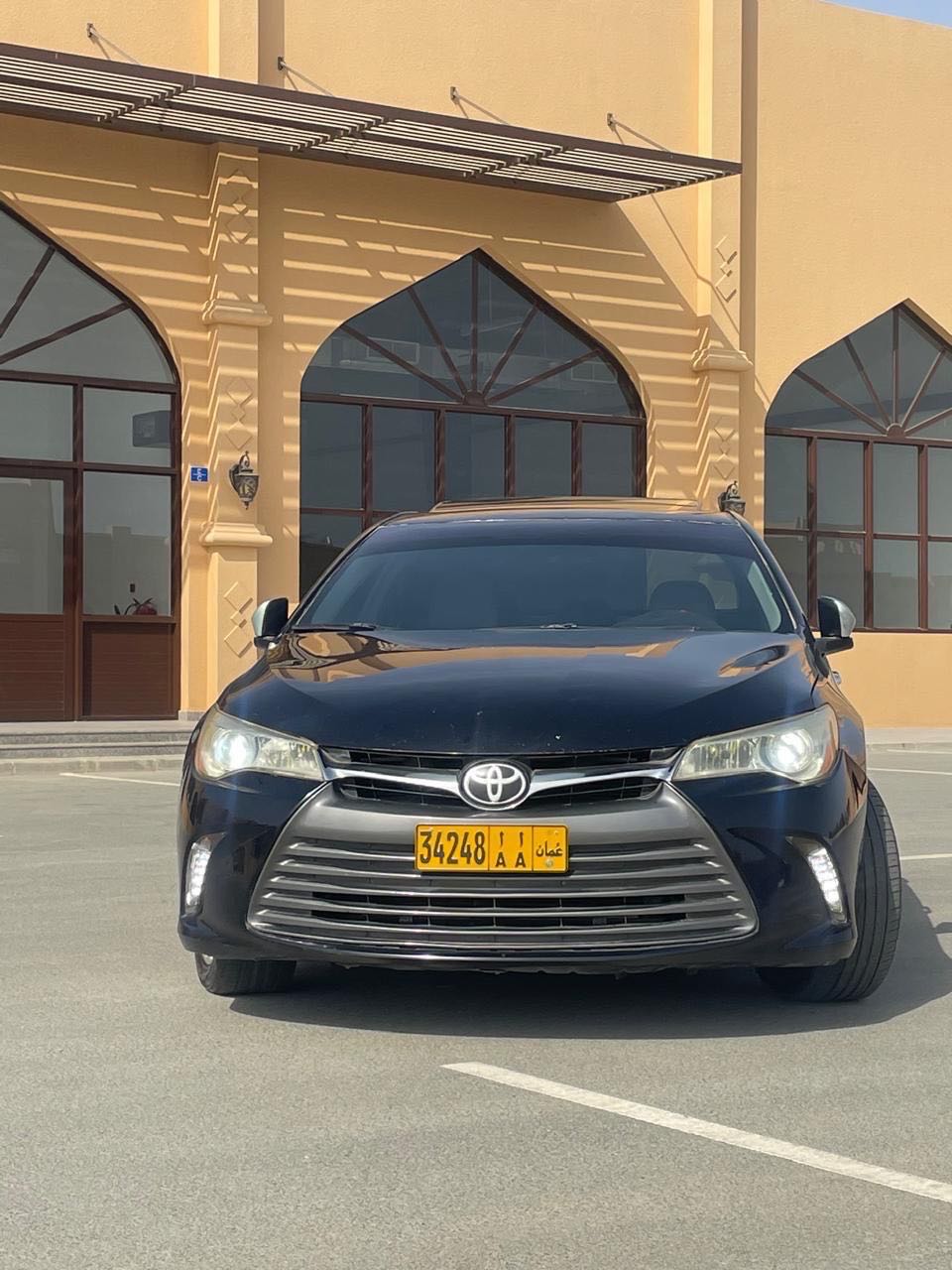 Car Image 2016 TOYOTA CAMRY XLE