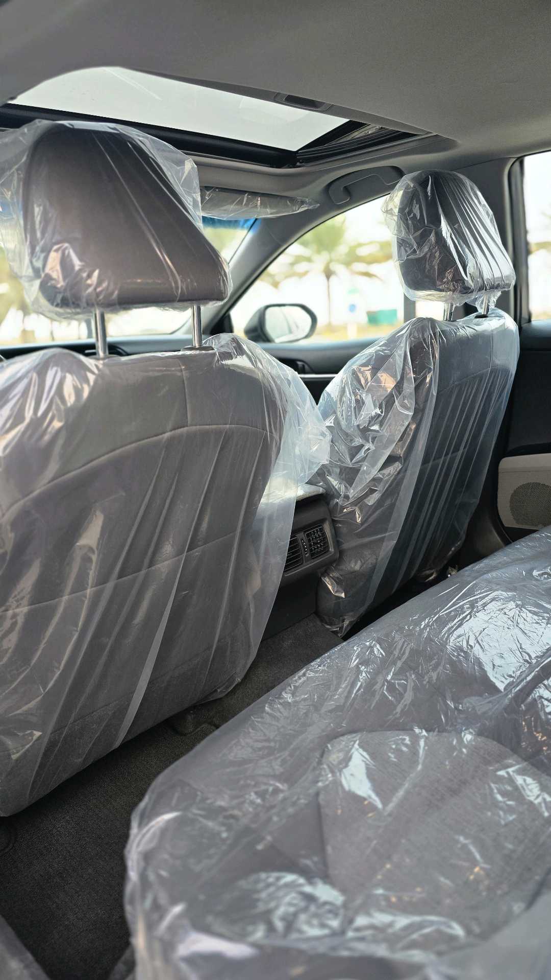 Car Image 2018 TOYOTA CAMRY LE