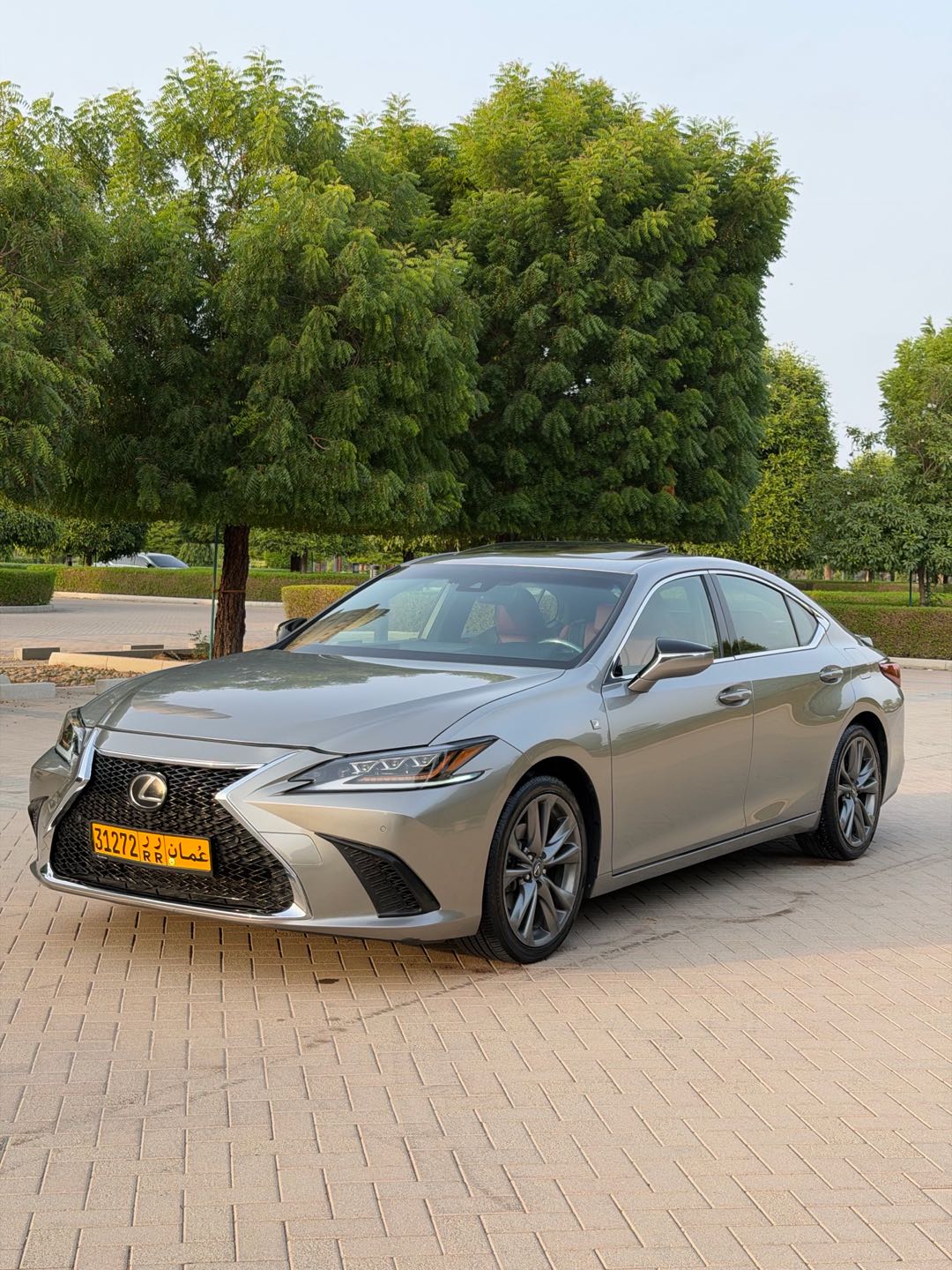 Car Image 2019 LEXUS ES F350