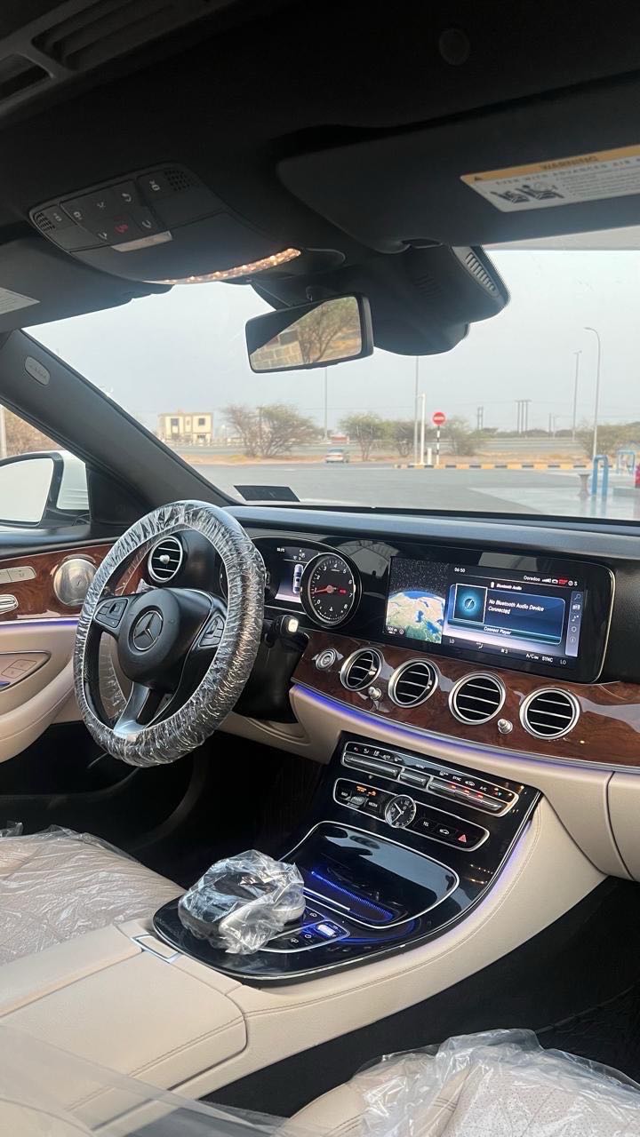 Car Image 2017 MERCEDES E Class 300