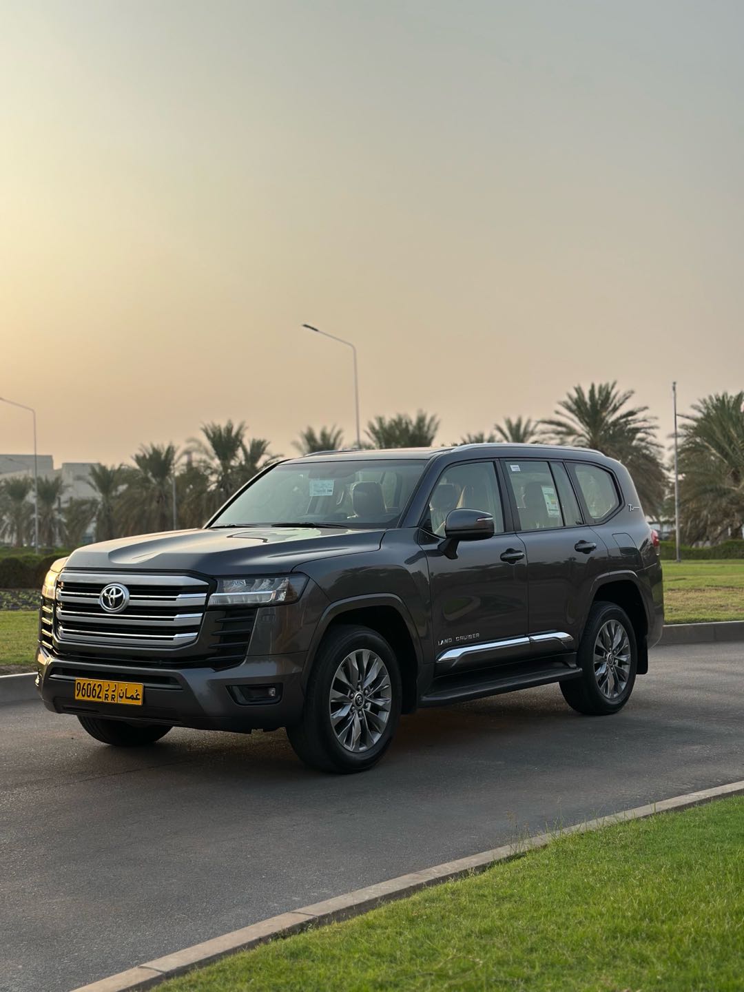 Car Image 2022 TOYOTA LAND CRUISER GX.R