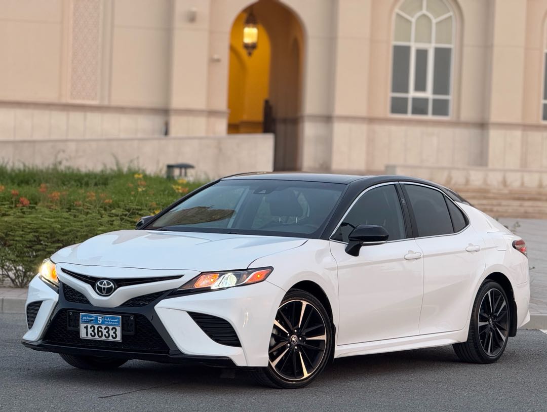 Car Image 2020 TOYOTA CAMRY SE
