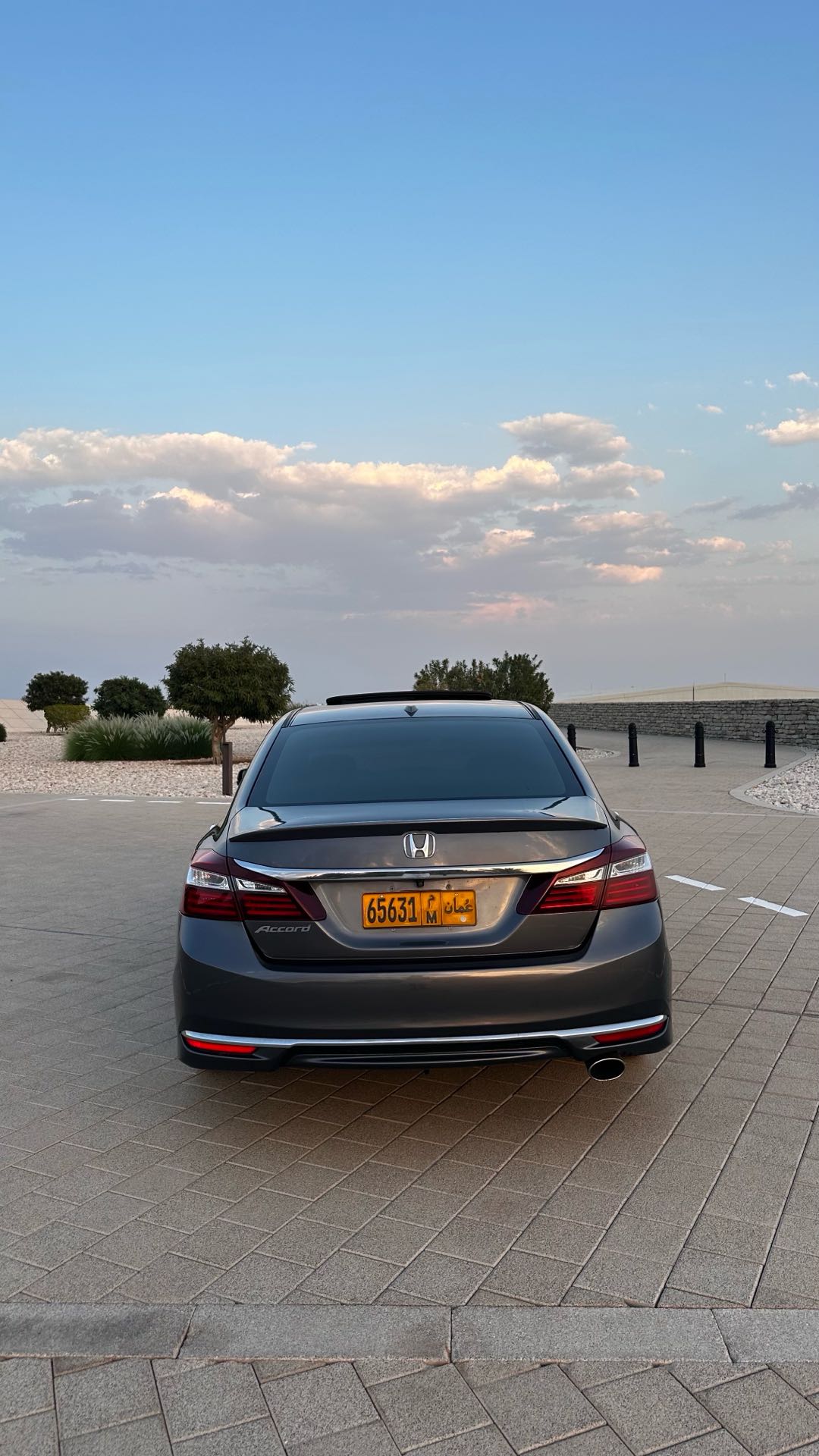 Car Image 2017 HONDA ACCORD EXL