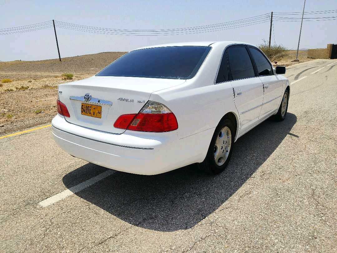 Car Image 2003 TOYOTA AVALON XLS