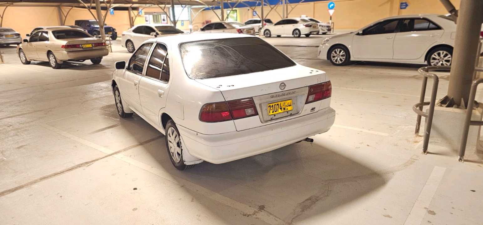 Car Image 1998 NISSAN SUNNY 