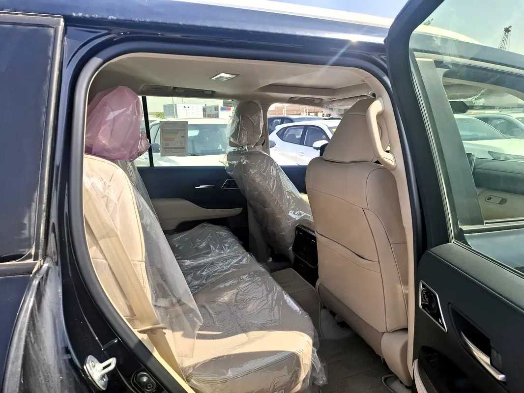 Car Image 2026 TOYOTA LAND CRUISER GX.R