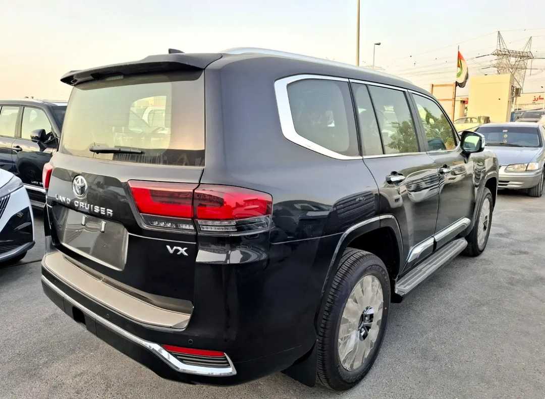 Car Image 2026 TOYOTA LAND CRUISER VX