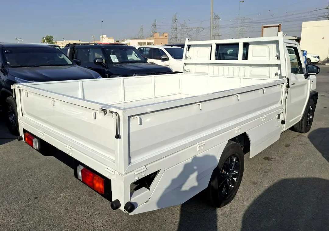 Car Image 2026 TOYOTA HILUX 2.7