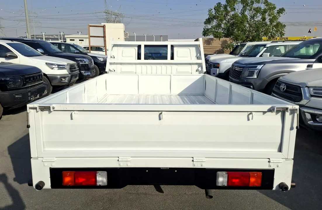 Car Image 2026 TOYOTA HILUX 2.7