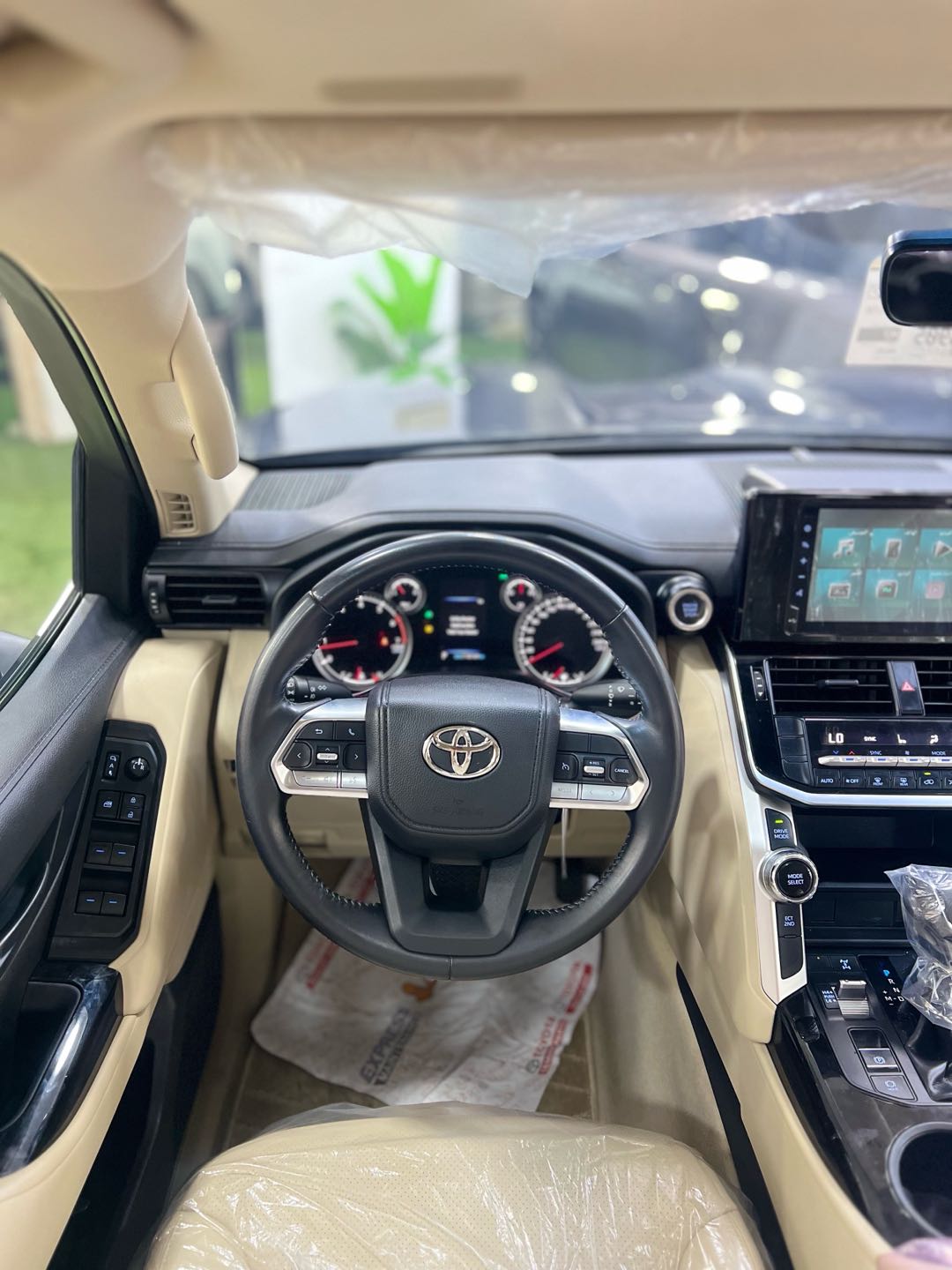 Car Image 2022 TOYOTA LAND CRUISER GX.R