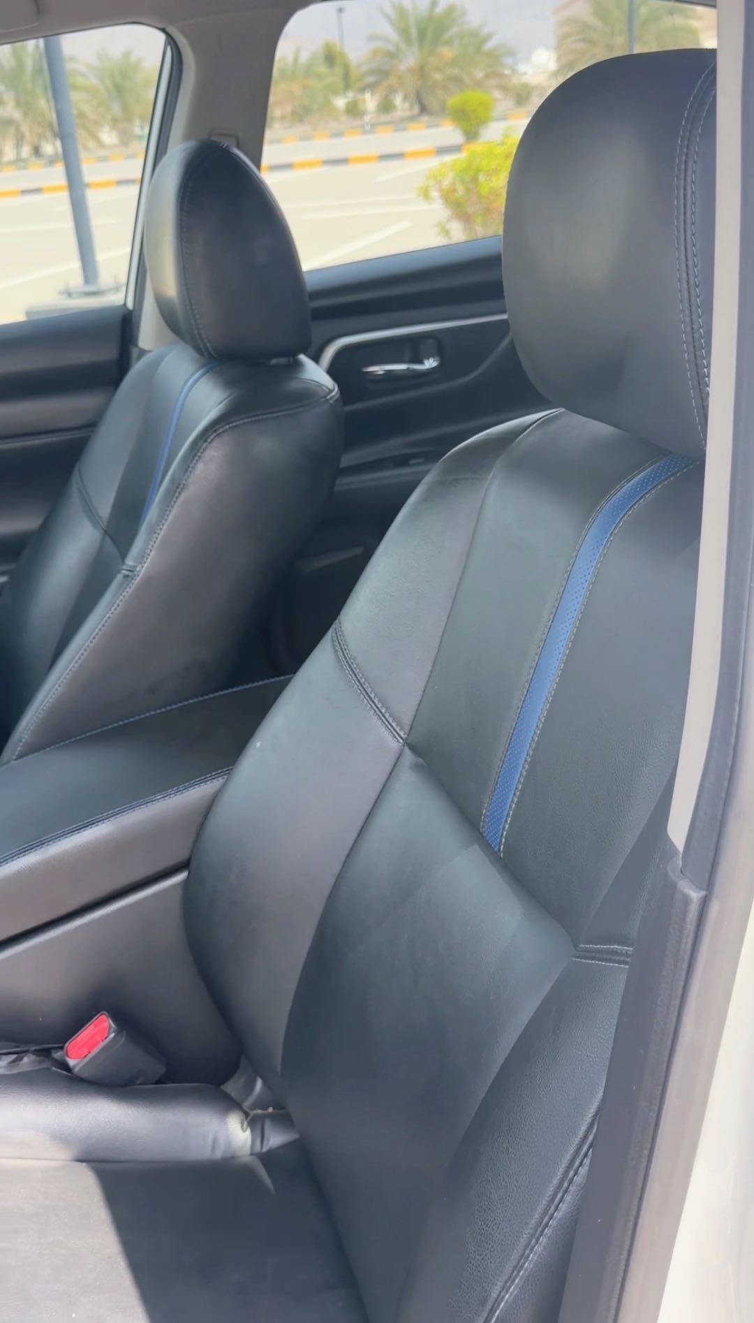 Car Image 2018 NISSAN ALTIMA SR