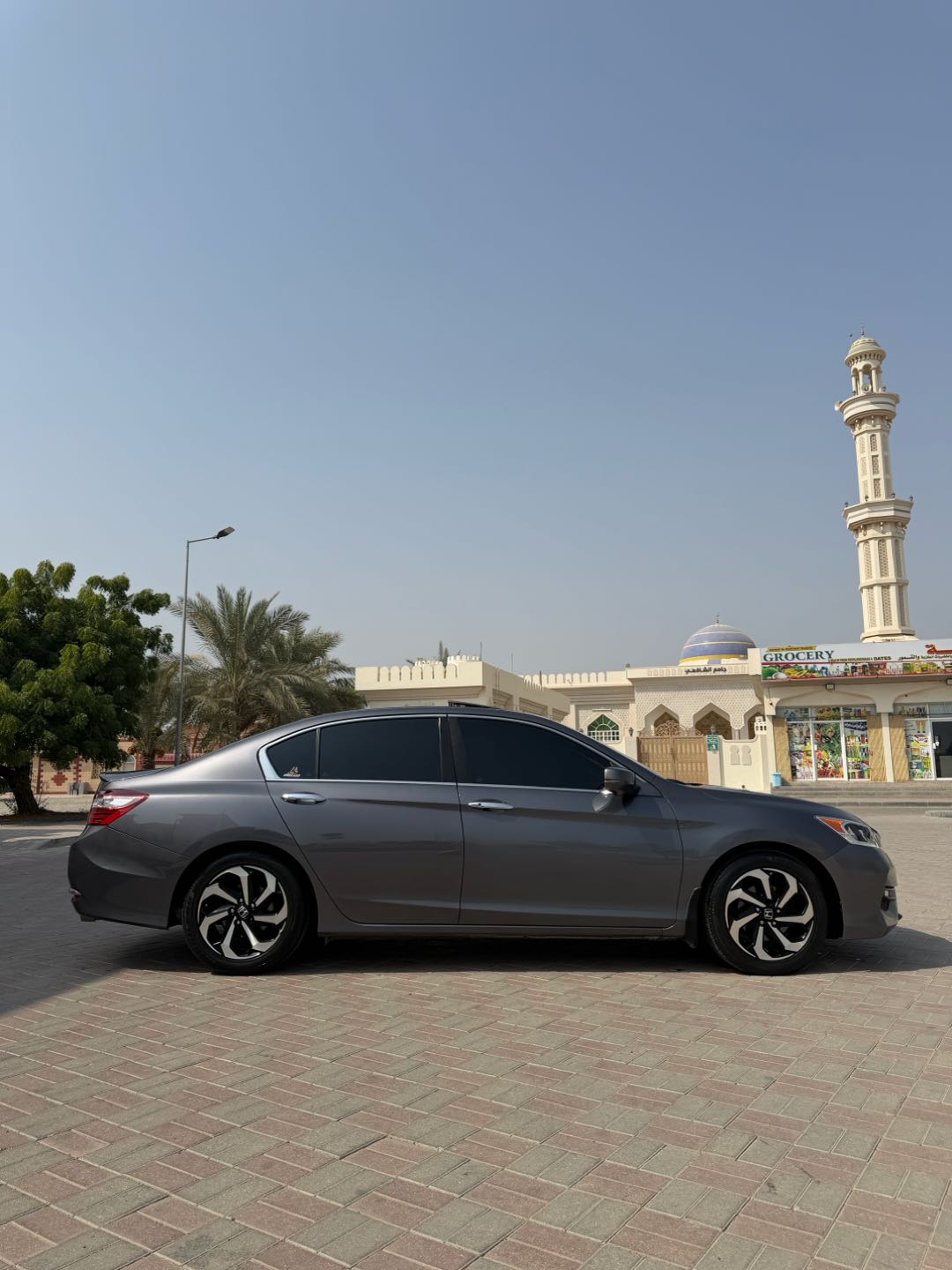 Car Image 2017 HONDA ACCORD EXL