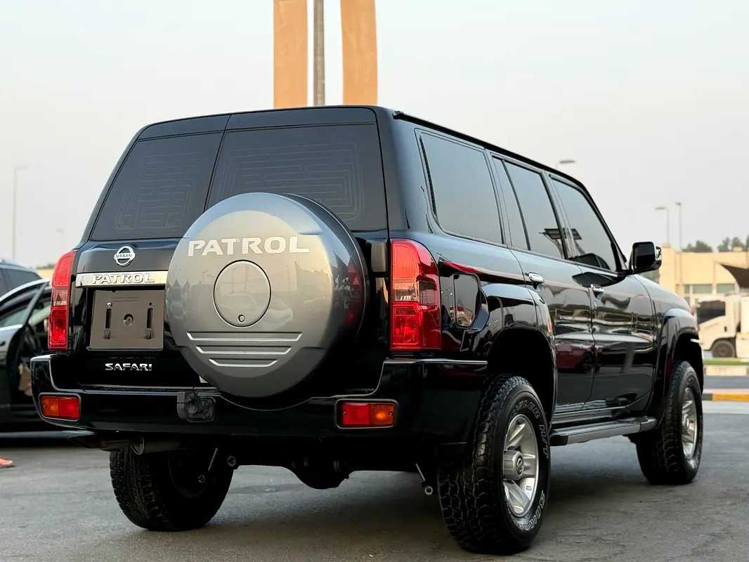Car Image 2021 NISSAN SAFARI 