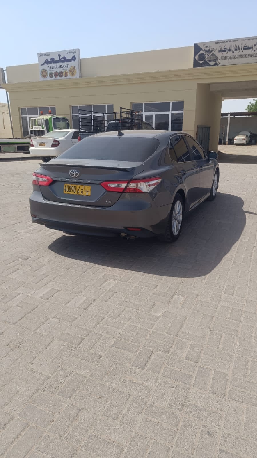 Car Image 2019 TOYOTA CAMRY LE