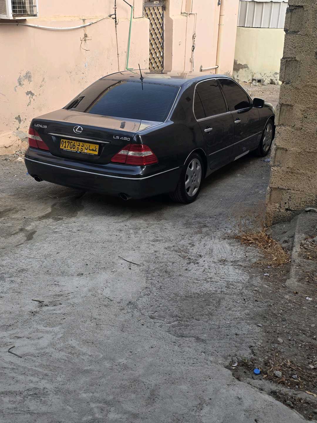 Car Image 2004 LEXUS LS 430 1/2 Ultra