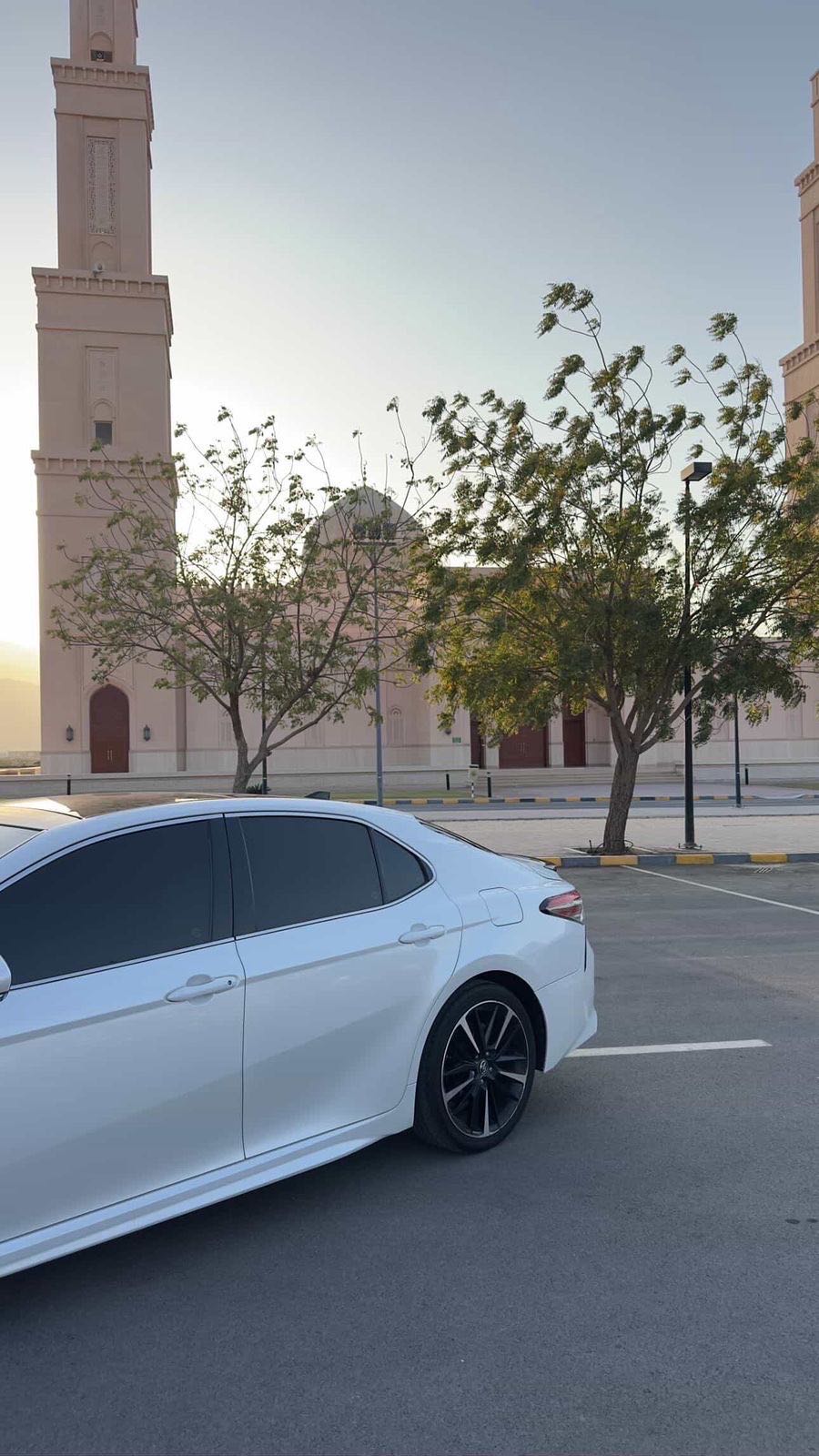 Car Image 2019 TOYOTA CAMRY XSE