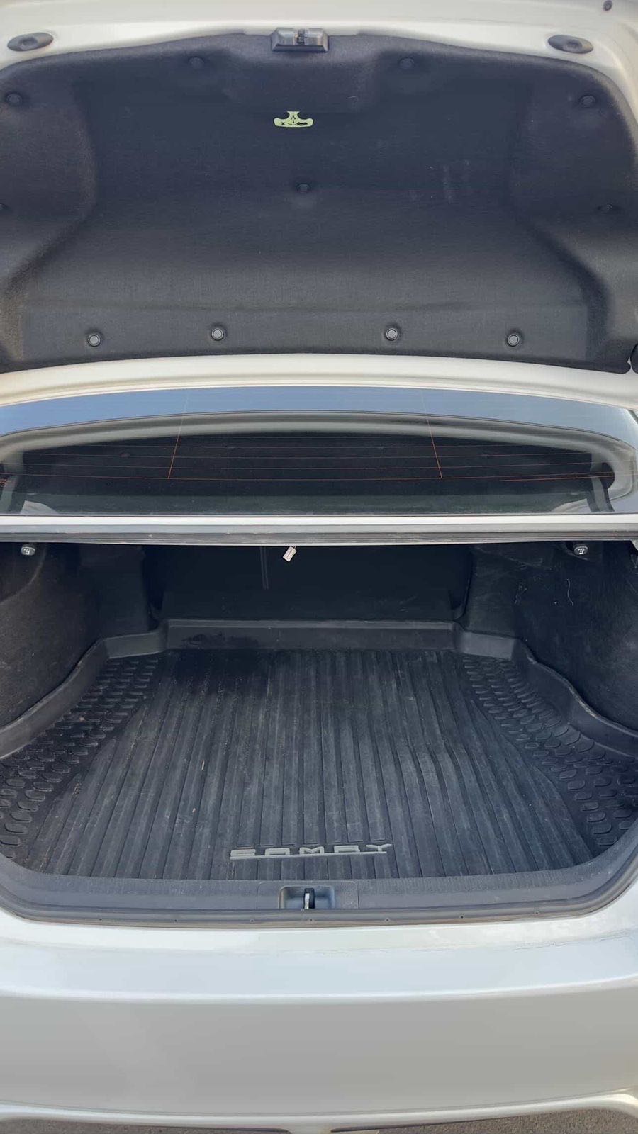 Car Image 2019 TOYOTA CAMRY XSE