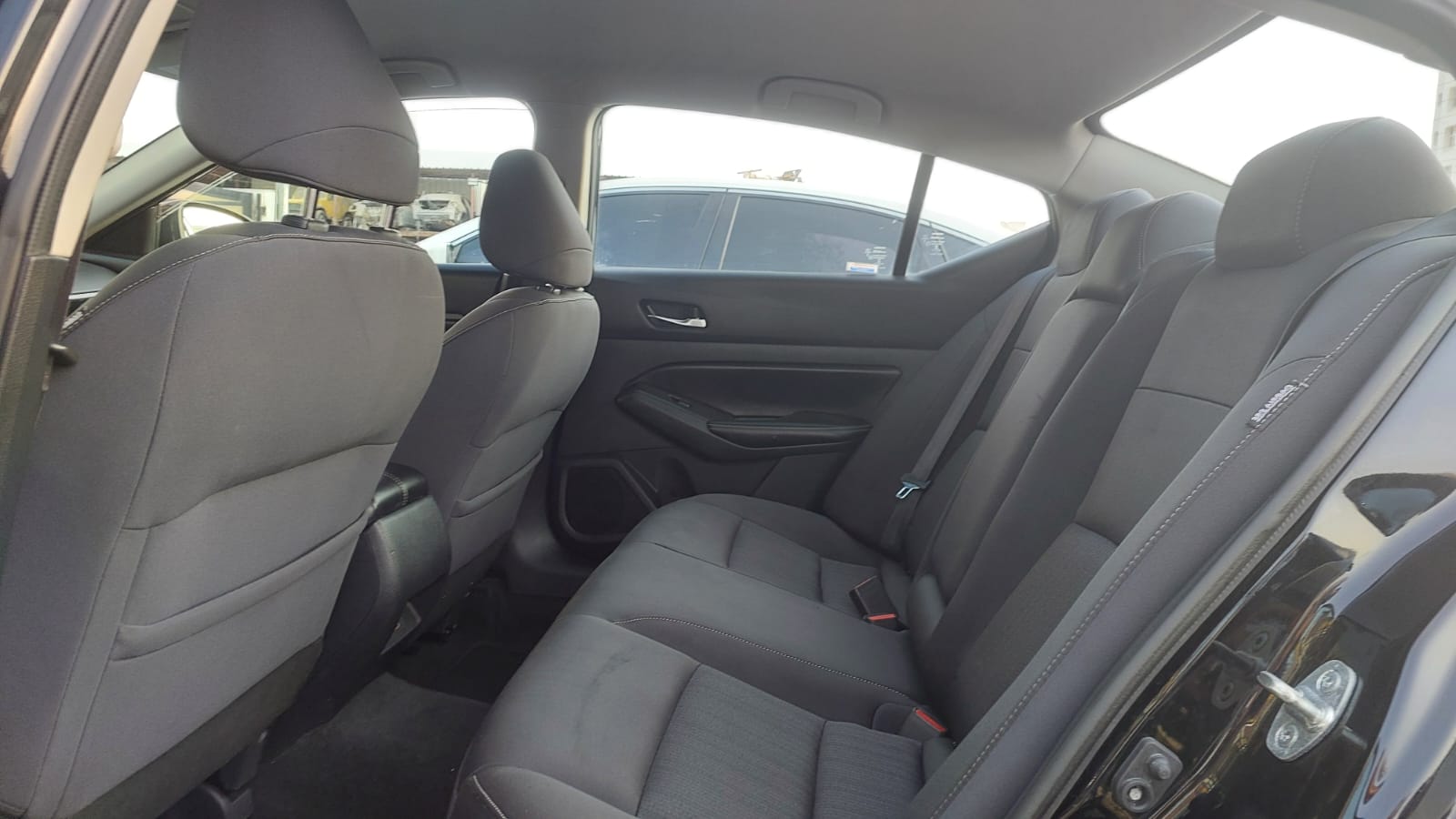 Car Image 2019 NISSAN ALTIMA S