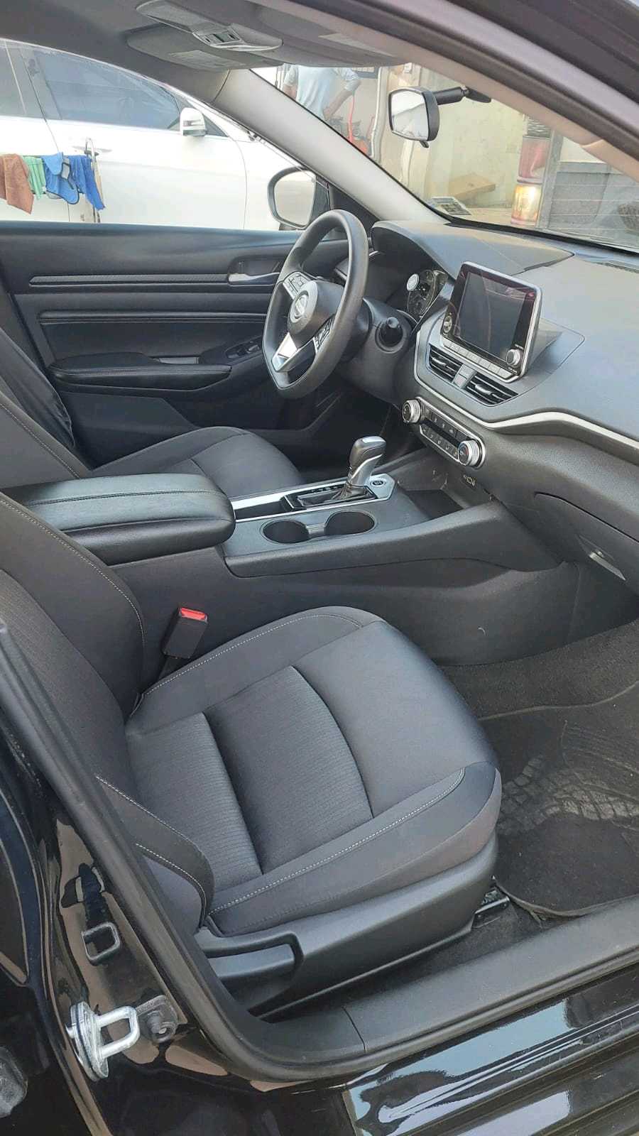 Car Image 2019 NISSAN ALTIMA S