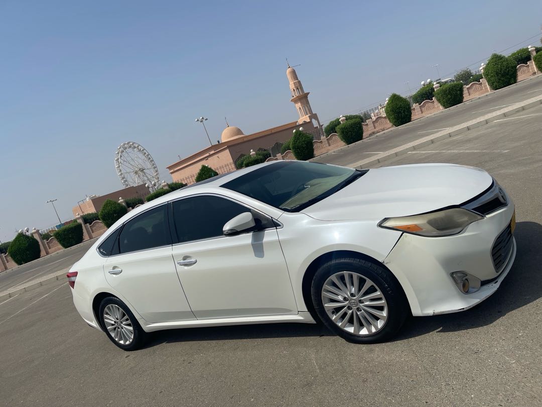 Car Image 2014 TOYOTA AVALON LIMITED