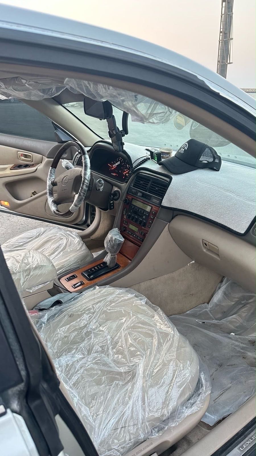 Car Image 1998 LEXUS ES 300