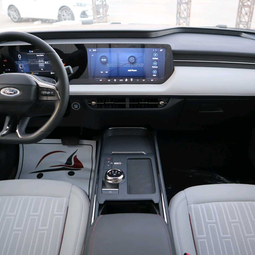 Car Image 2026 FORD TAURUS 