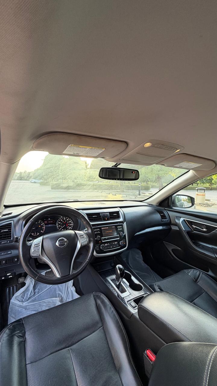Car Image 2018 NISSAN ALTIMA SL