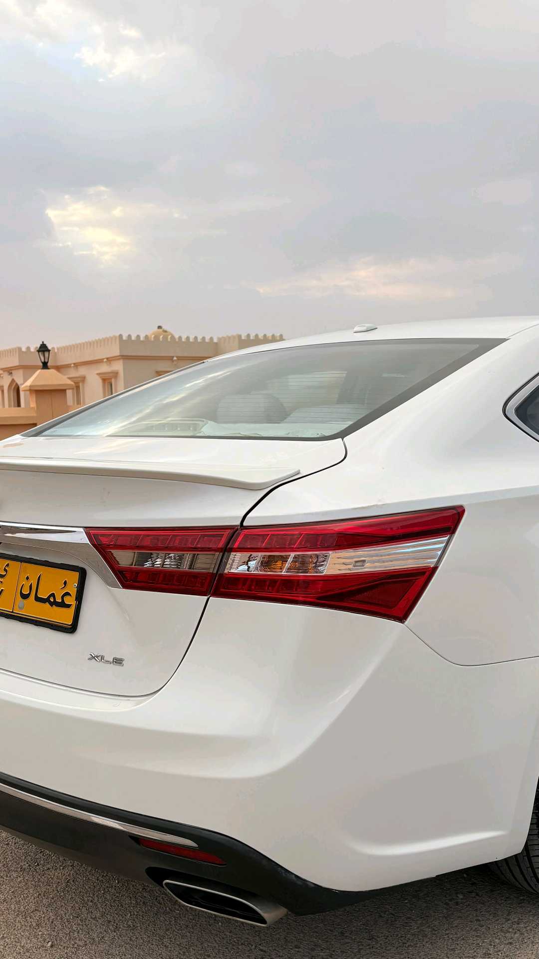 Car Image 2016 TOYOTA AVALON XLE