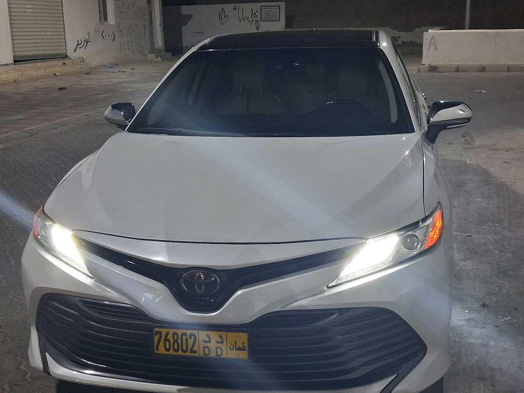 Car Image 2019 TOYOTA CAMRY XLE