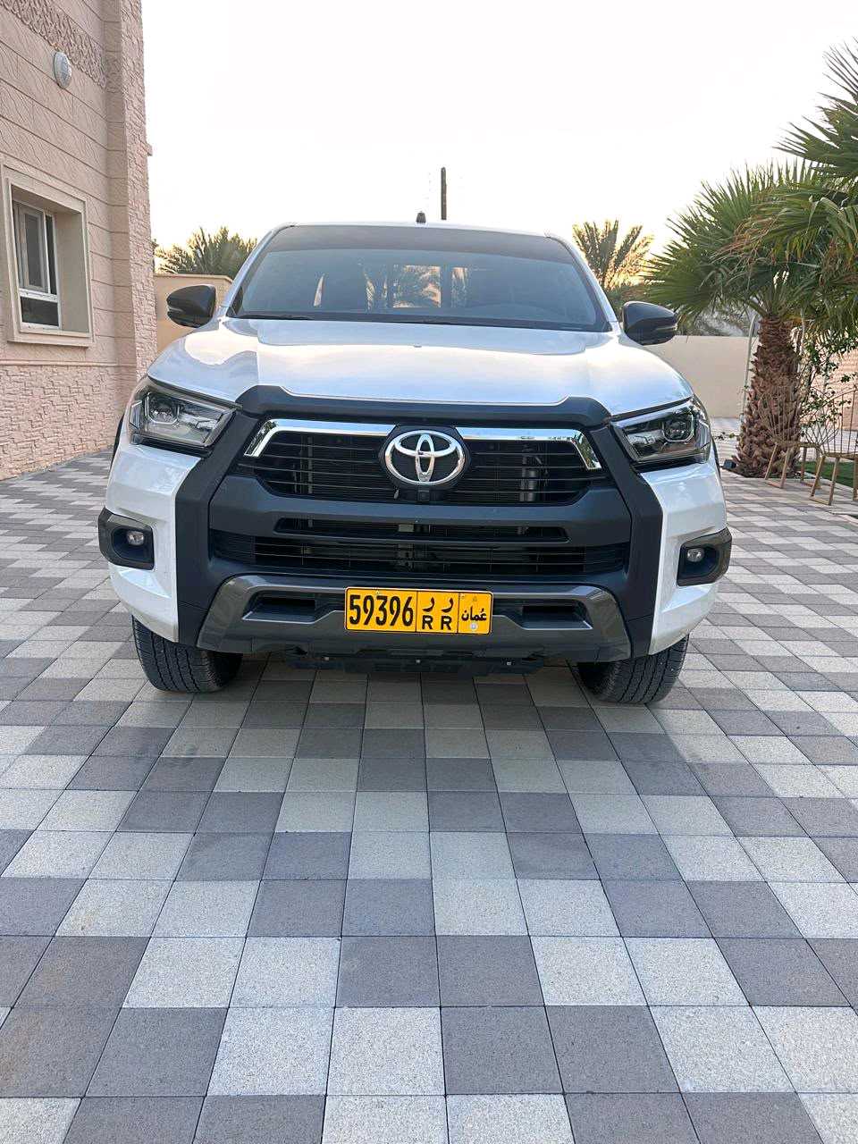 Car Image 2025 TOYOTA HILUX SR5