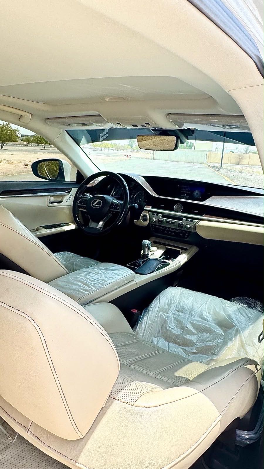 Car Image 2018 LEXUS ES 