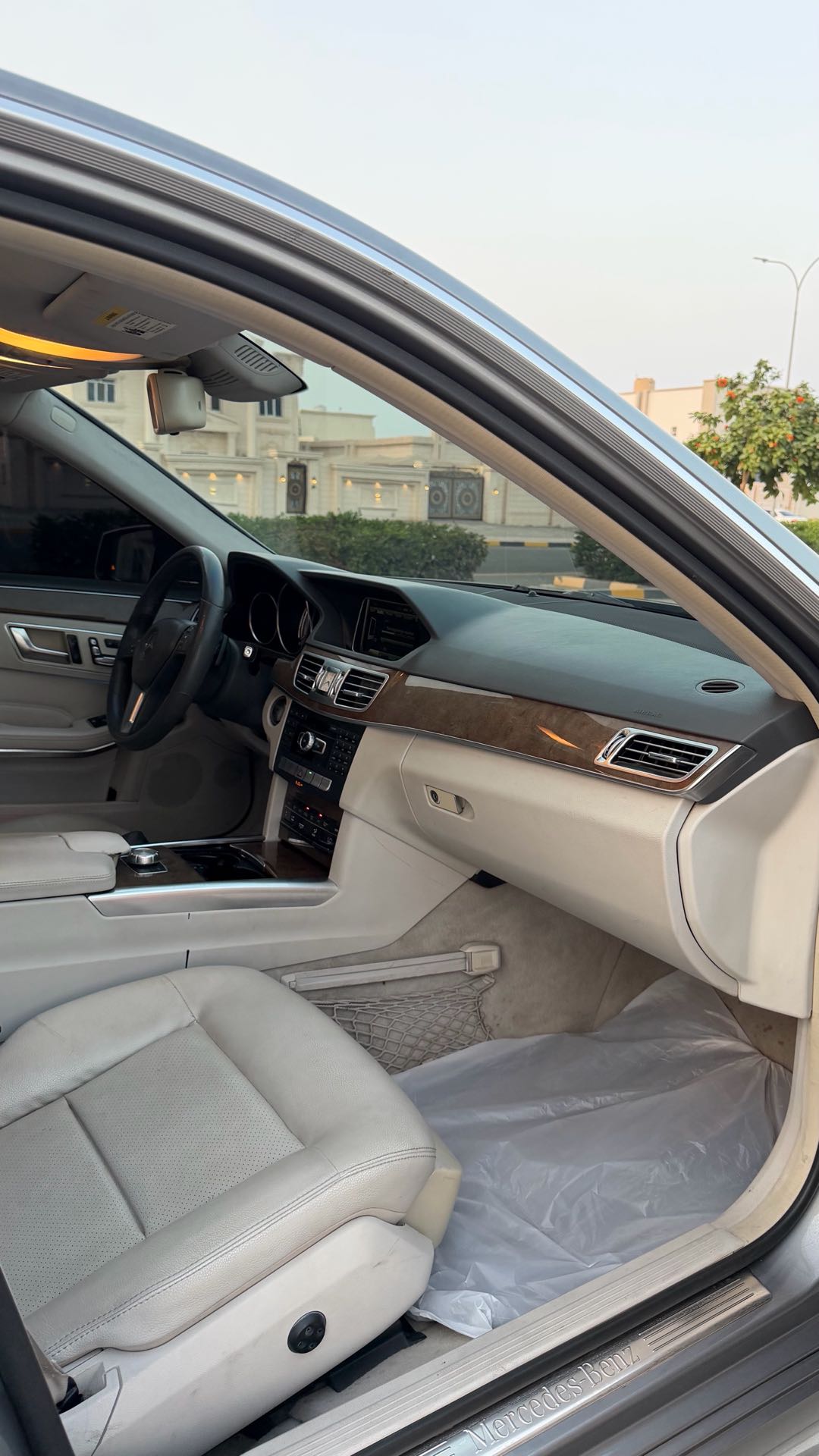 Car Image 2014 MERCEDES E Class 350