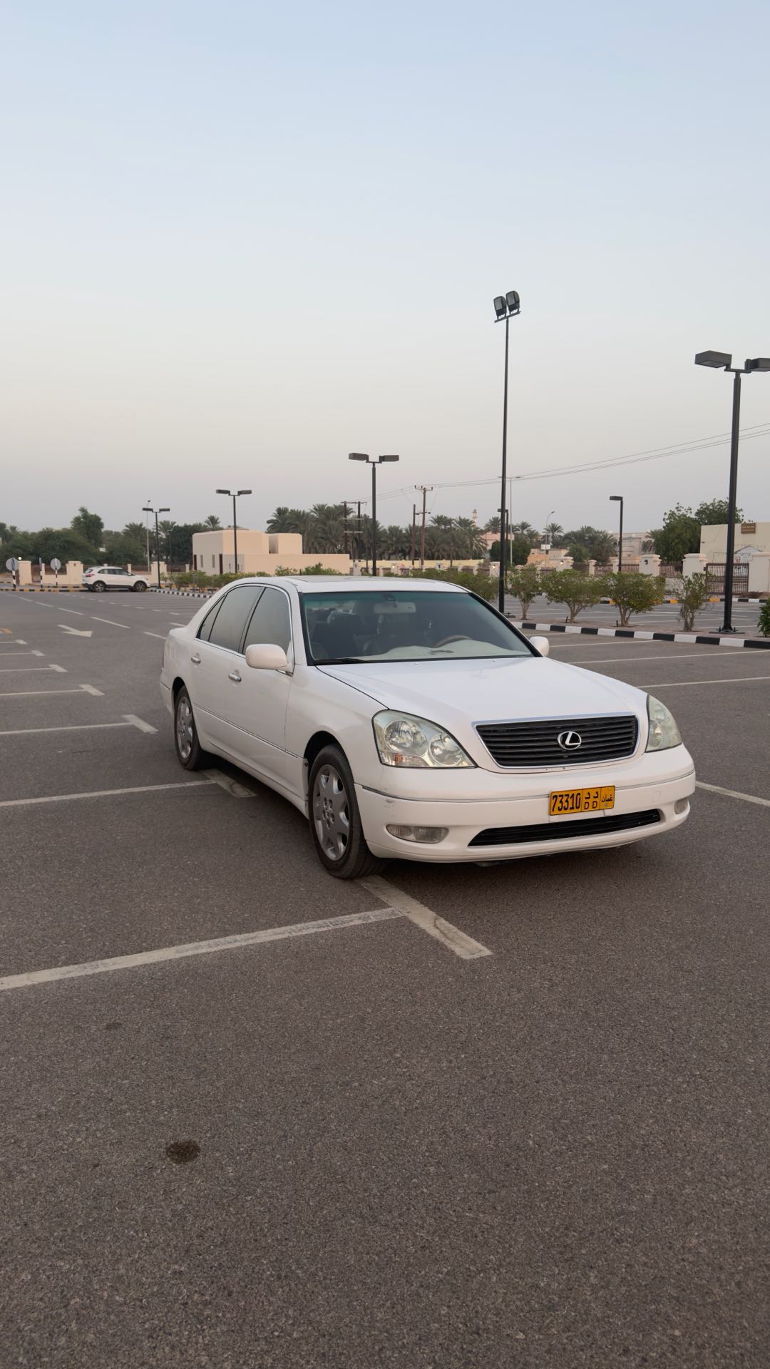 Car Image 2001 LEXUS LS 