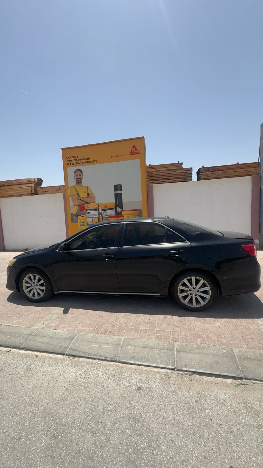 Car Image 2013 TOYOTA CAMRY XLE