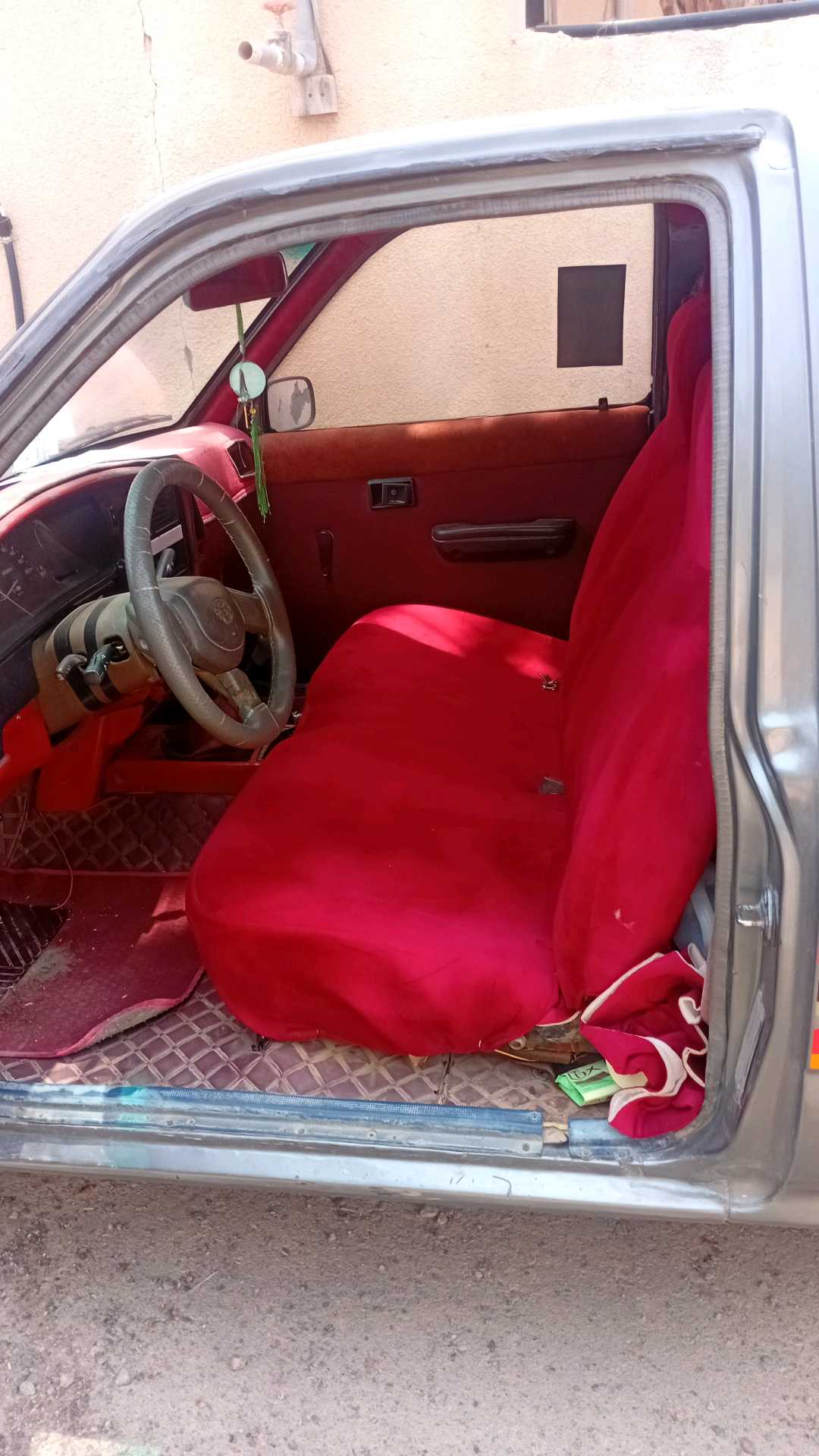 Car Image 1993 TOYOTA HILUX 2.0