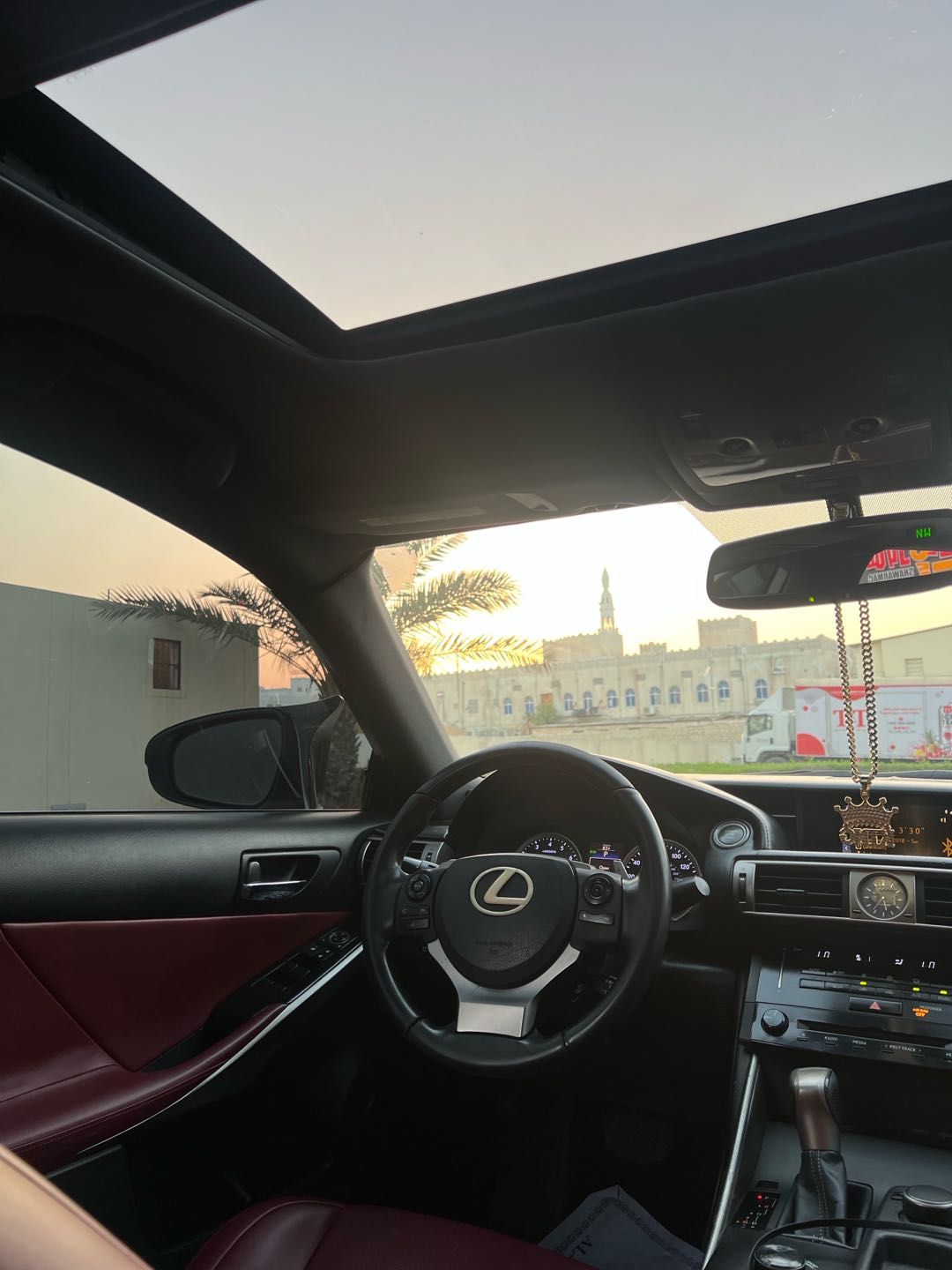 Car Image 2014 LEXUS IS 250