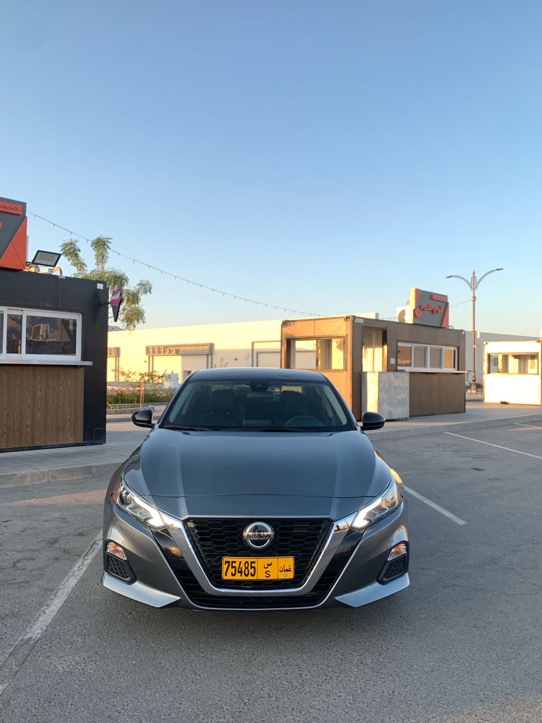 Car Image 2022 NISSAN ALTIMA SR