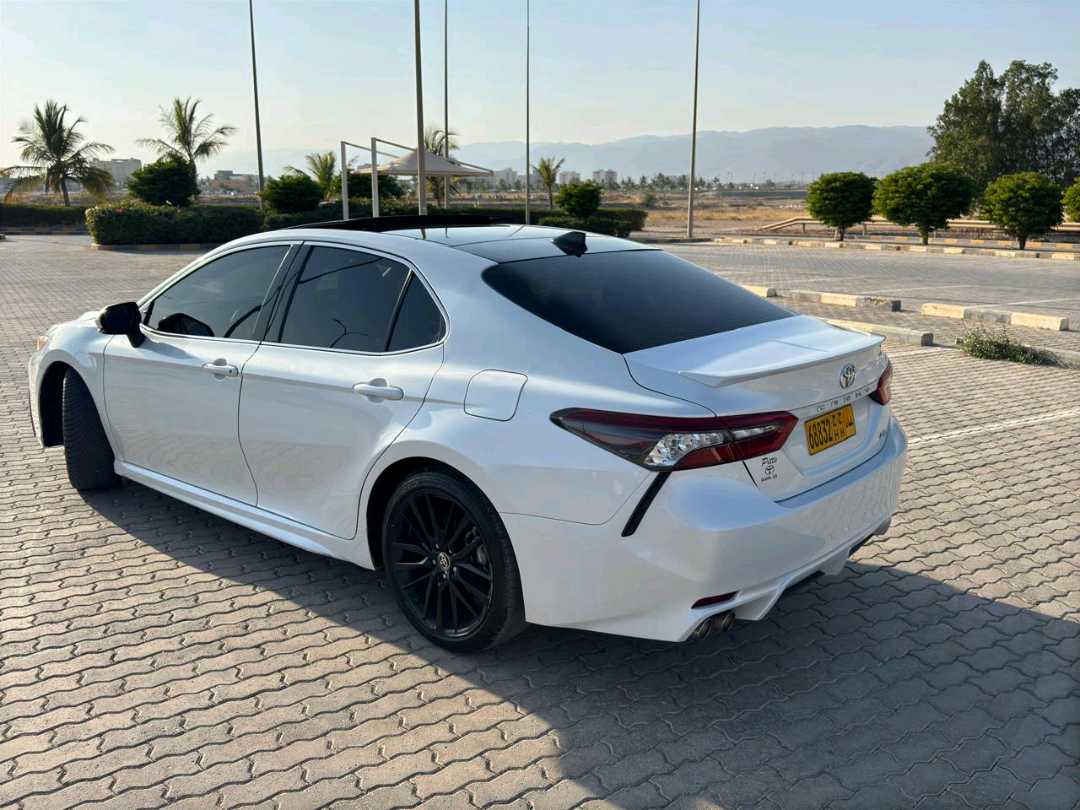 Car Image 2022 TOYOTA CAMRY XLE