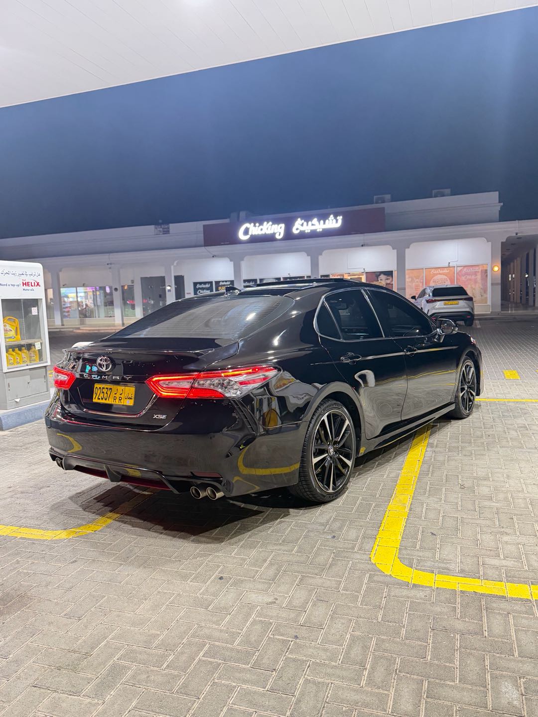 Car Image 2019 TOYOTA CAMRY XSE